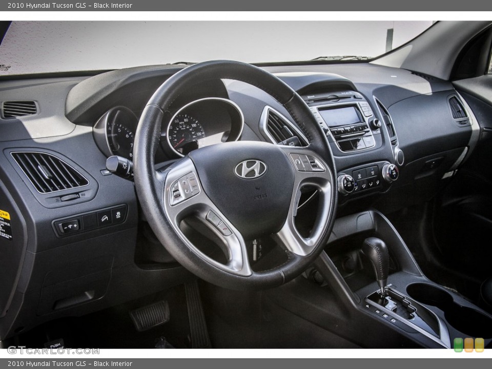 Black Interior Dashboard for the 2010 Hyundai Tucson GLS #78591042