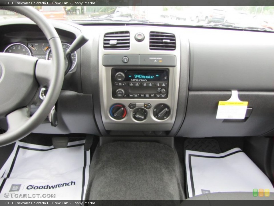 Ebony Interior Controls for the 2011 Chevrolet Colorado LT Crew Cab #78601977