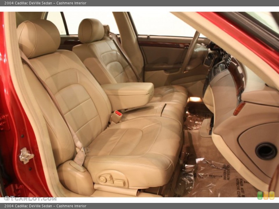 Cashmere 2004 Cadillac DeVille Interiors