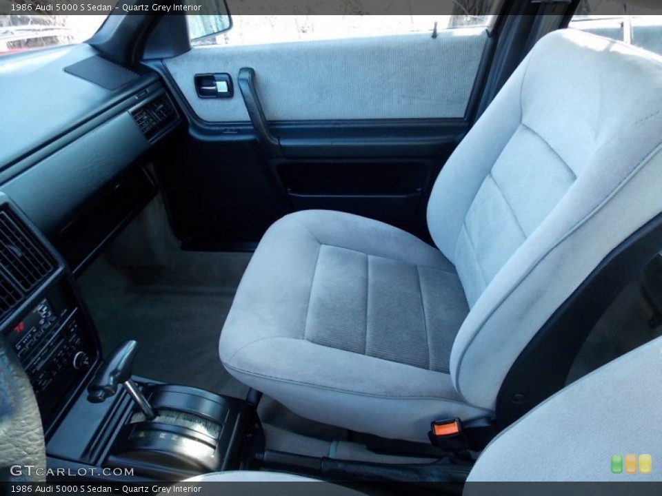 Quartz Grey Interior Photo For The 1986 Audi 5000 S Sedan
