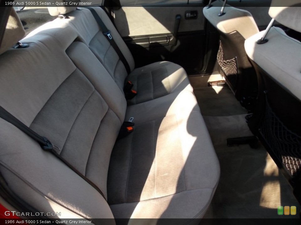 Quartz Grey Interior Rear Seat for the 1986 Audi 5000 S Sedan #78603858