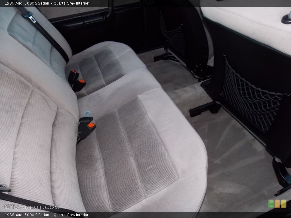 Quartz Grey Interior Rear Seat for the 1986 Audi 5000 S Sedan #78604458