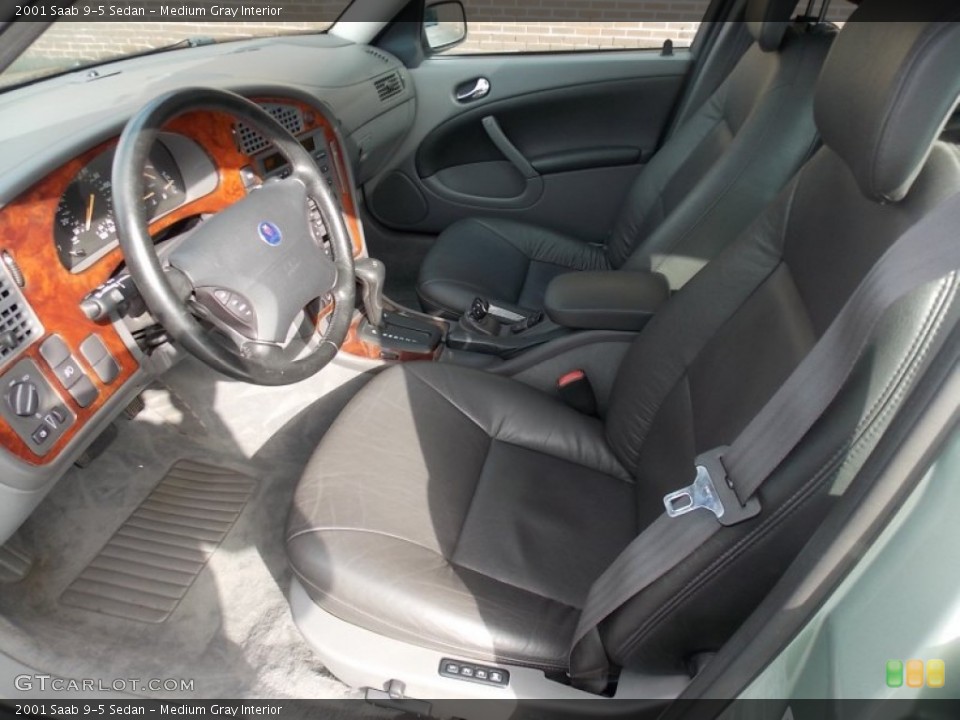 Medium Gray Interior Photo for the 2001 Saab 9-5 Sedan #78605010