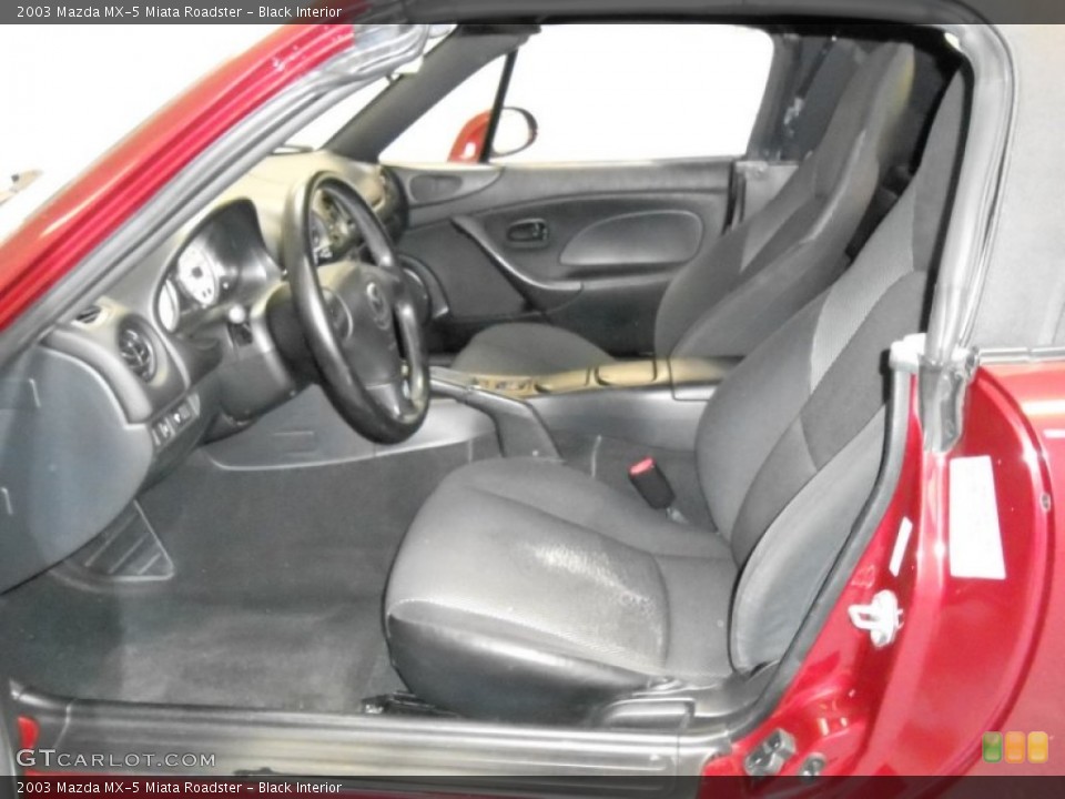 Black Interior Photo for the 2003 Mazda MX-5 Miata Roadster #78608208