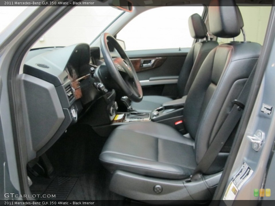 Black Interior Photo for the 2011 Mercedes-Benz GLK 350 4Matic #78609662