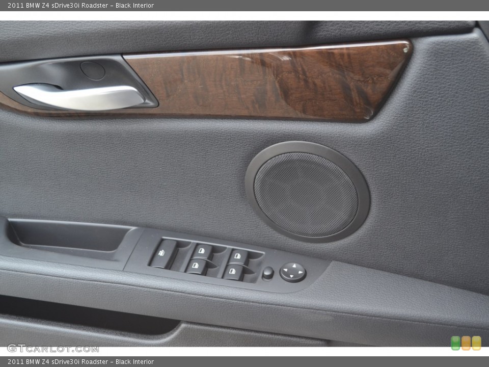 Black Interior Door Panel for the 2011 BMW Z4 sDrive30i Roadster #78613497