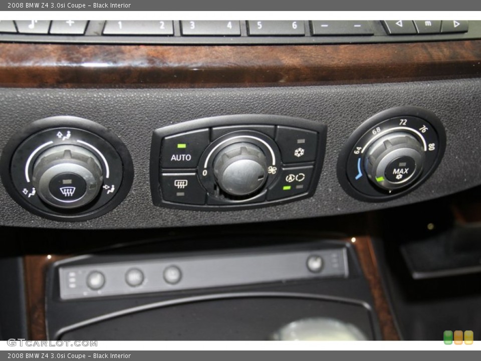 Black Interior Controls for the 2008 BMW Z4 3.0si Coupe #78629094