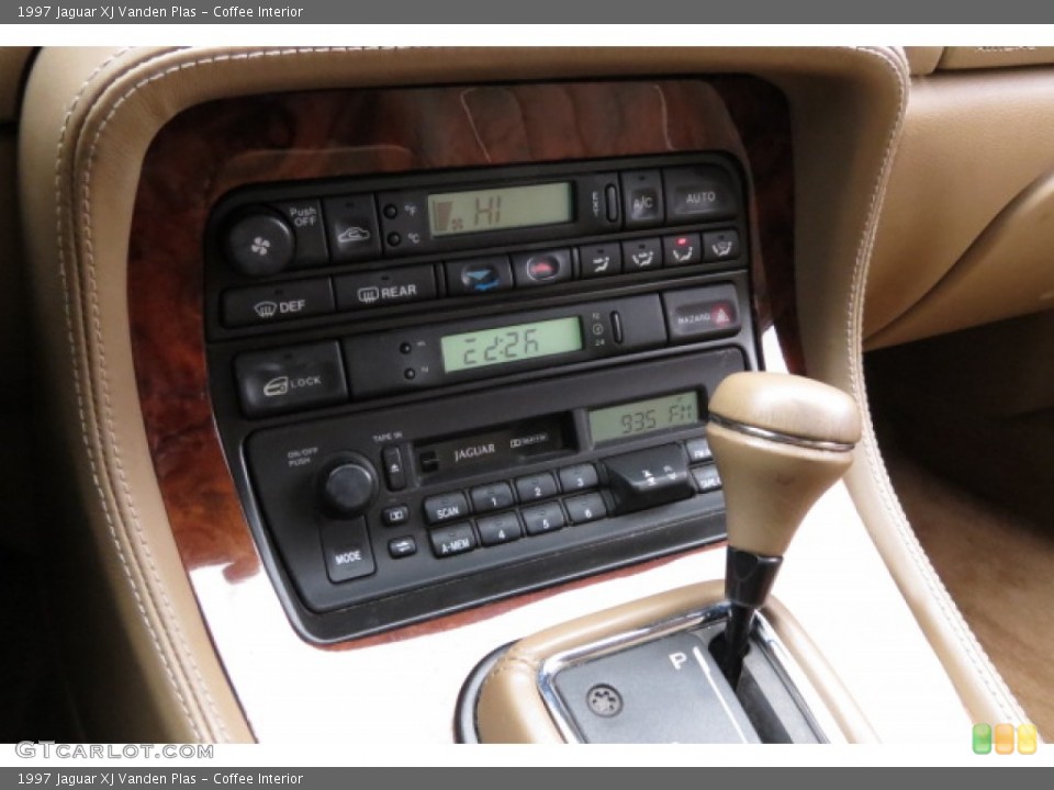 Coffee Interior Controls for the 1997 Jaguar XJ Vanden Plas #78644260
