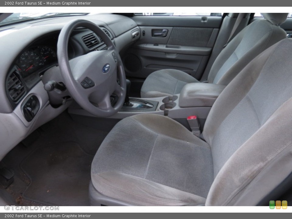 Medium Graphite Interior Photo for the 2002 Ford Taurus SE #78645691