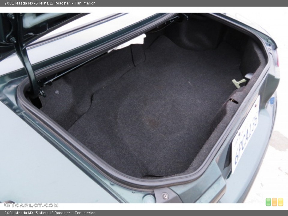 Tan Interior Trunk for the 2001 Mazda MX-5 Miata LS Roadster #78645955