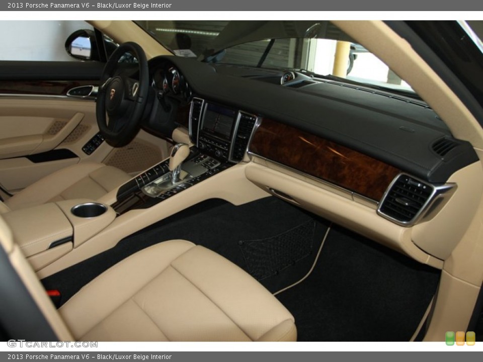 Black/Luxor Beige Interior Dashboard for the 2013 Porsche Panamera V6 #78650541