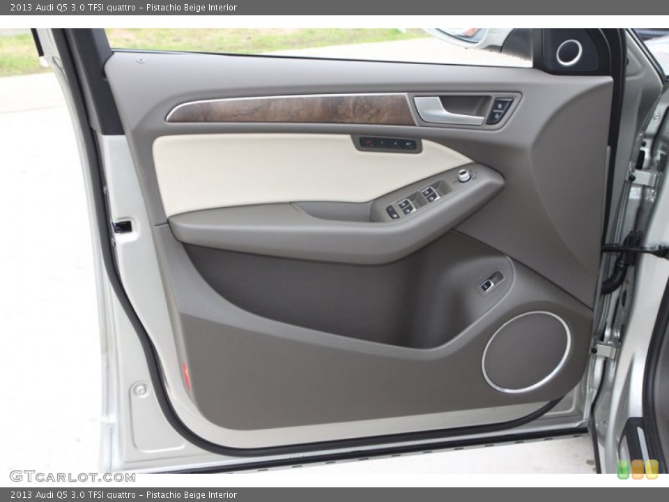 Pistachio Beige Interior Door Panel for the 2013 Audi Q5 3.0 TFSI quattro #78650925
