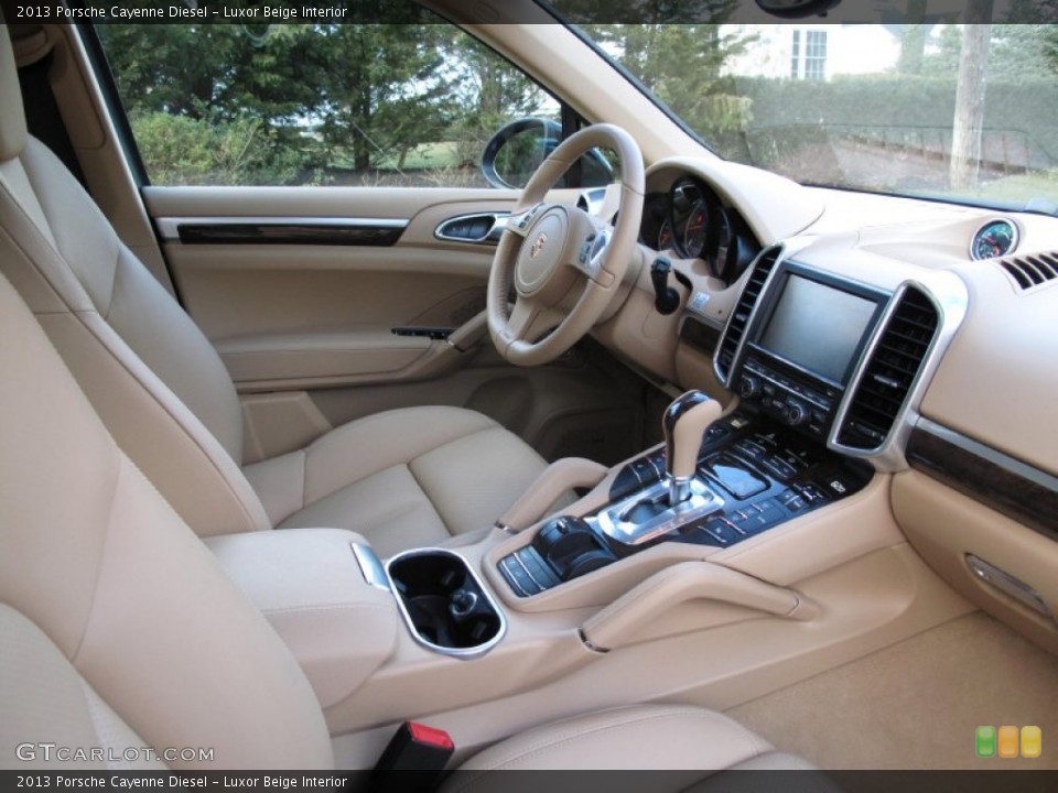 Luxor Beige Interior Dashboard for the 2013 Porsche Cayenne Diesel #78652405