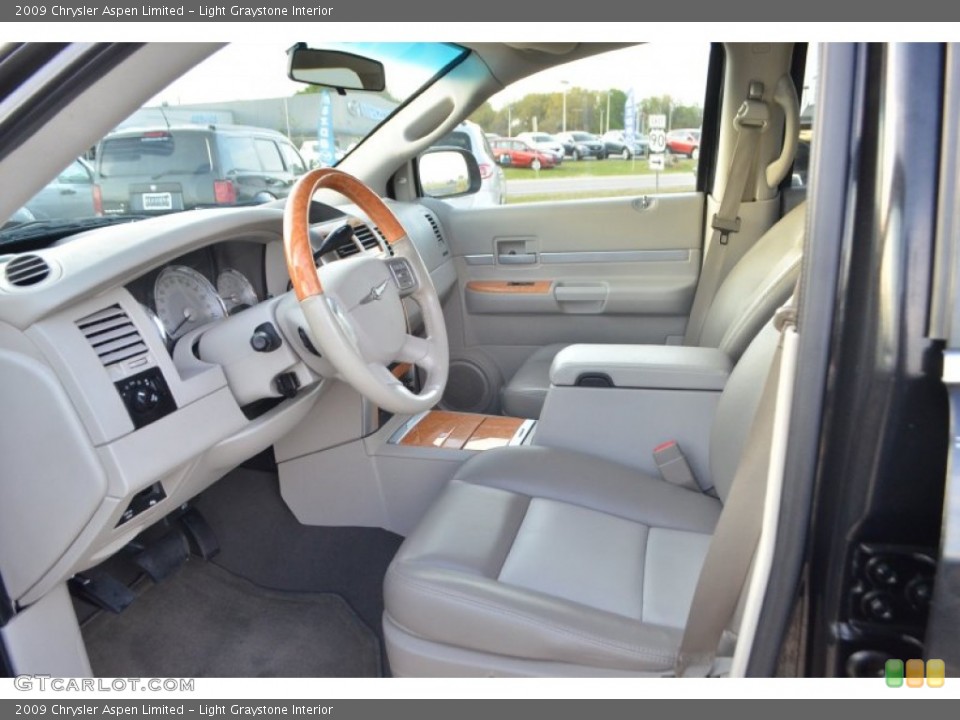 Light Graystone Interior Photo for the 2009 Chrysler Aspen Limited #78652651