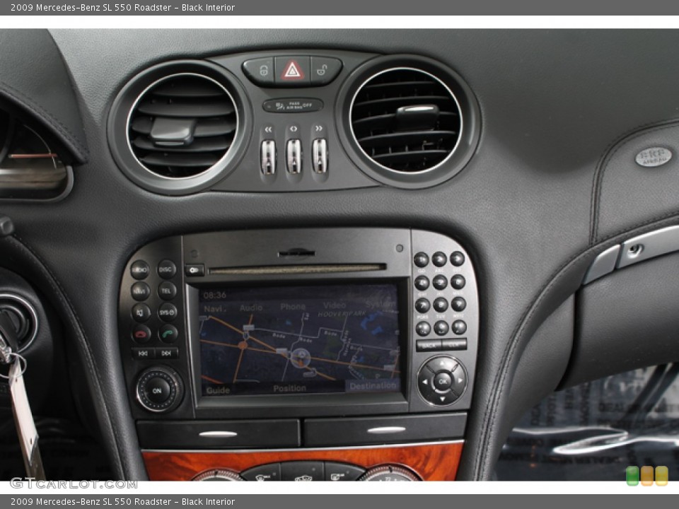 Black Interior Controls for the 2009 Mercedes-Benz SL 550 Roadster #78655183