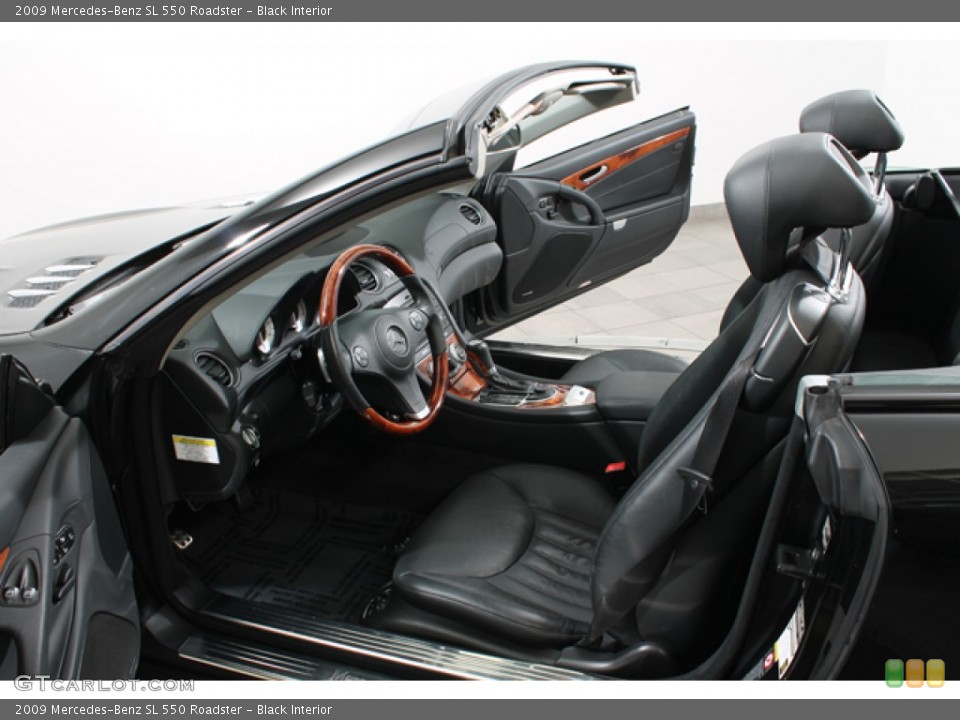 Black Interior Photo for the 2009 Mercedes-Benz SL 550 Roadster #78655350