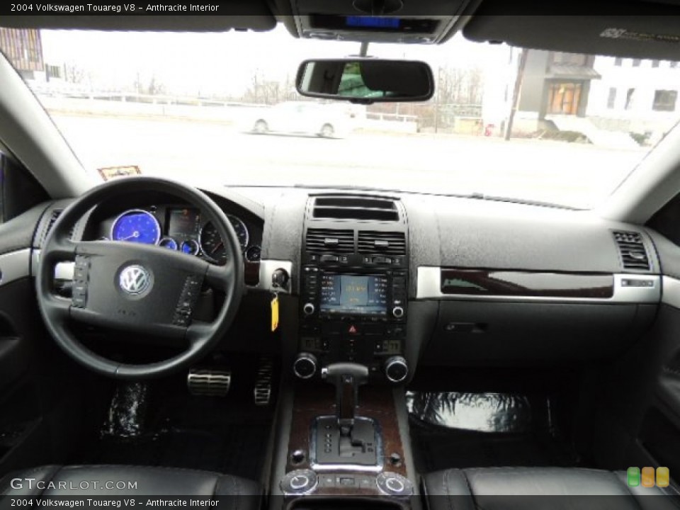 Anthracite Interior Dashboard for the 2004 Volkswagen Touareg V8 #78655828
