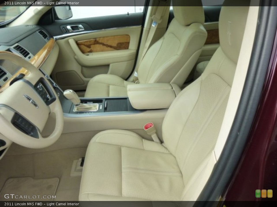 Light Camel Interior Photo for the 2011 Lincoln MKS FWD #78661120