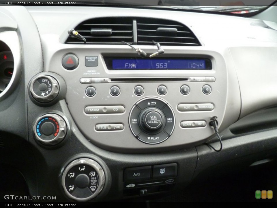 Sport Black Interior Controls for the 2010 Honda Fit Sport #78661625