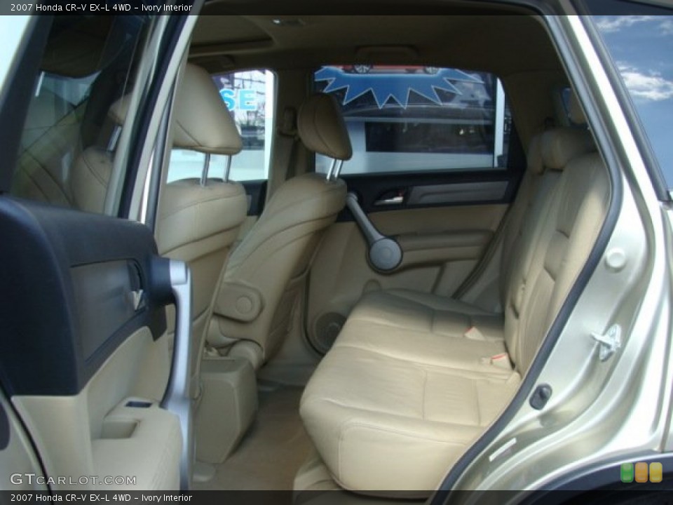 Ivory Interior Rear Seat for the 2007 Honda CR-V EX-L 4WD #78679023
