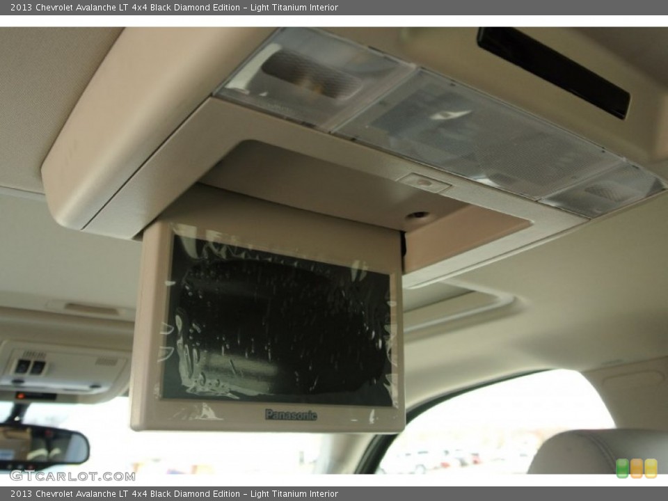 Light Titanium Interior Entertainment System for the 2013 Chevrolet Avalanche LT 4x4 Black Diamond Edition #78680095