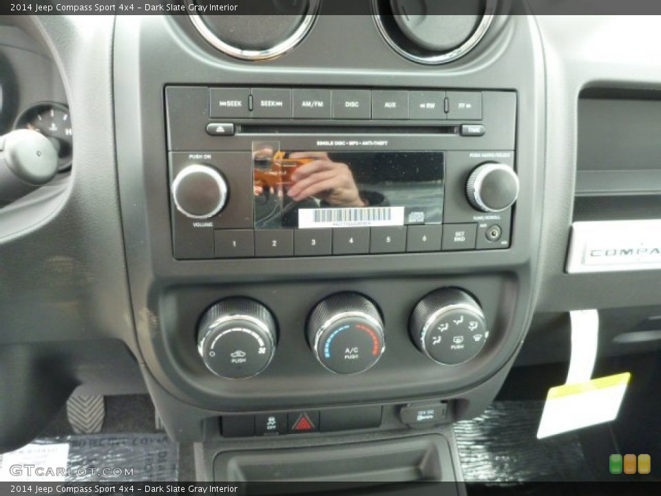 Dark Slate Gray Interior Controls for the 2014 Jeep Compass Sport 4x4 #78683697