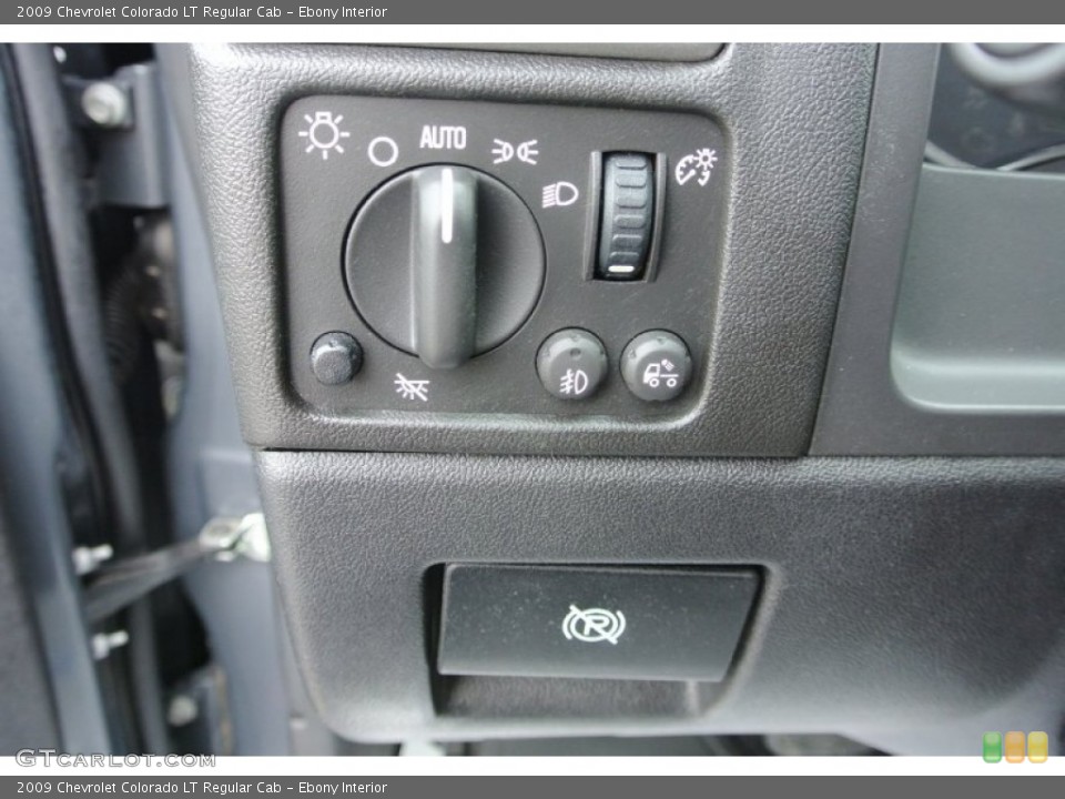 Ebony Interior Controls for the 2009 Chevrolet Colorado LT Regular Cab #78685096