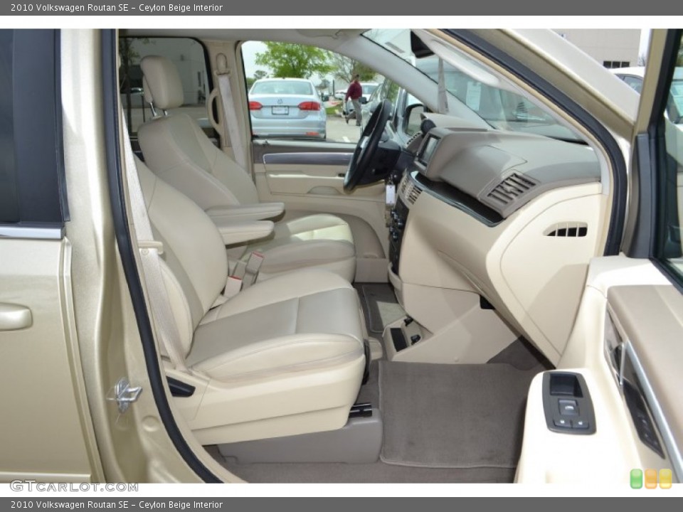 Ceylon Beige 2010 Volkswagen Routan Interiors