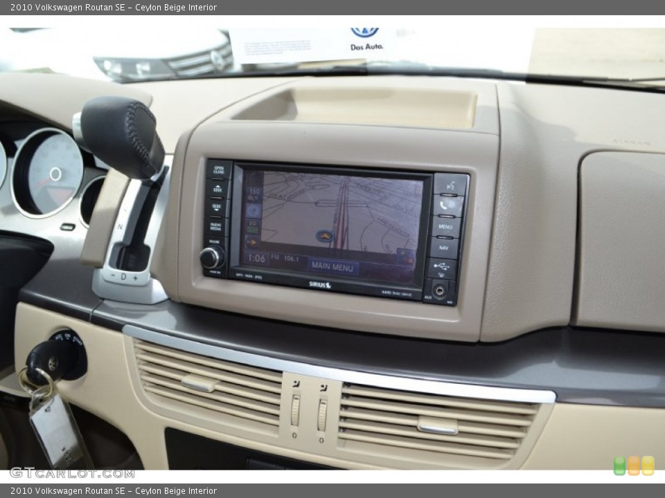 Ceylon Beige Interior Navigation for the 2010 Volkswagen Routan SE #78691179