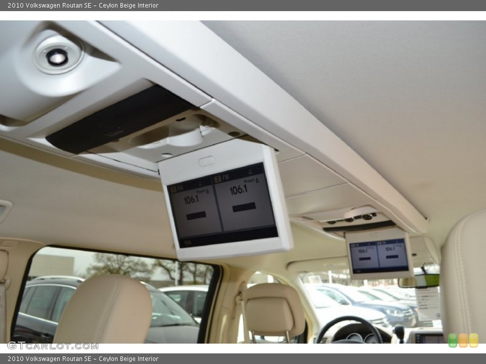 Ceylon Beige Interior Entertainment System for the 2010 Volkswagen Routan SE #78691210