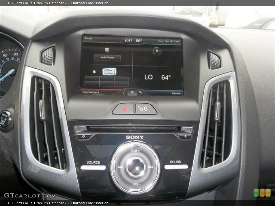 Charcoal Black Interior Controls for the 2013 Ford Focus Titanium Hatchback #78691351