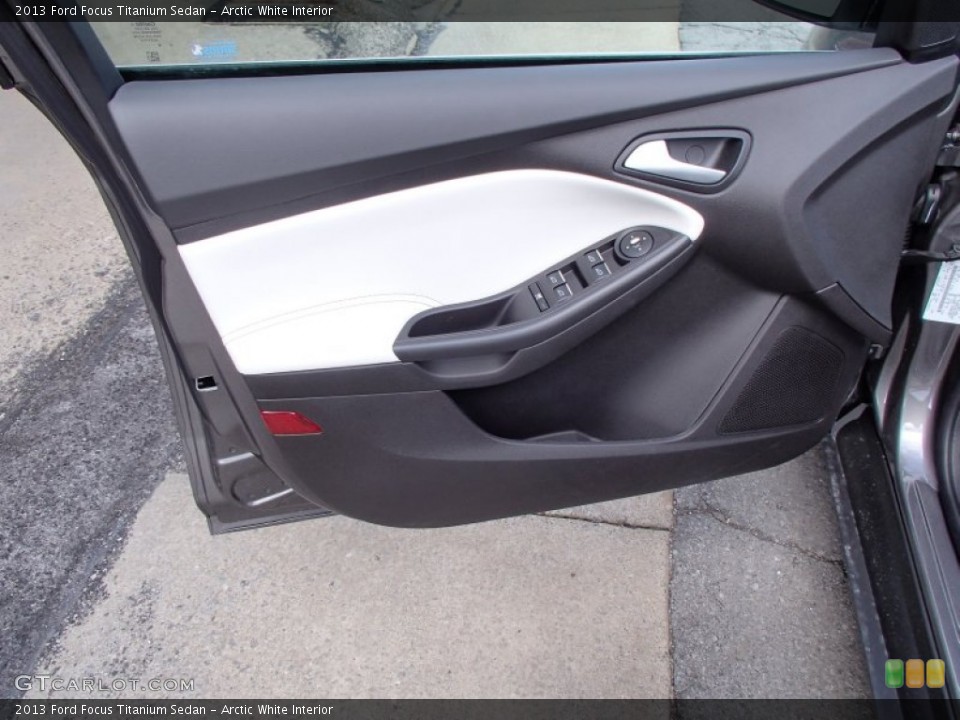 Arctic White Interior Door Panel for the 2013 Ford Focus Titanium Sedan #78705008
