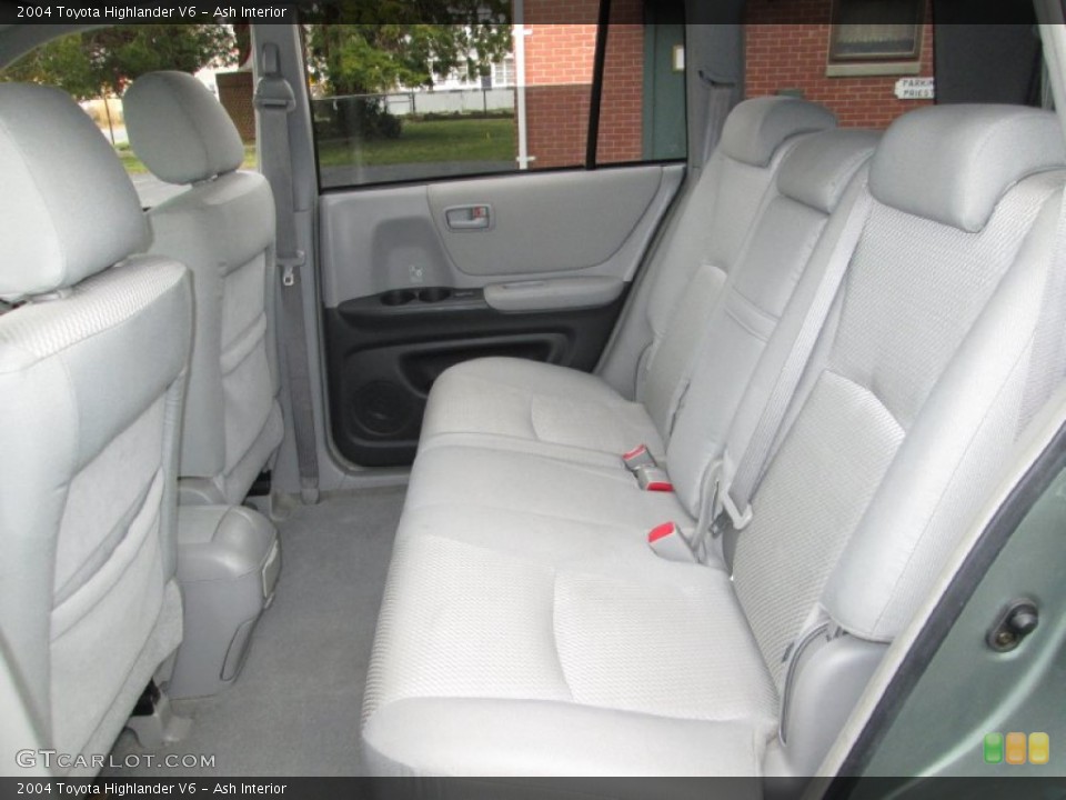 Ash Interior Rear Seat for the 2004 Toyota Highlander V6 #78705181