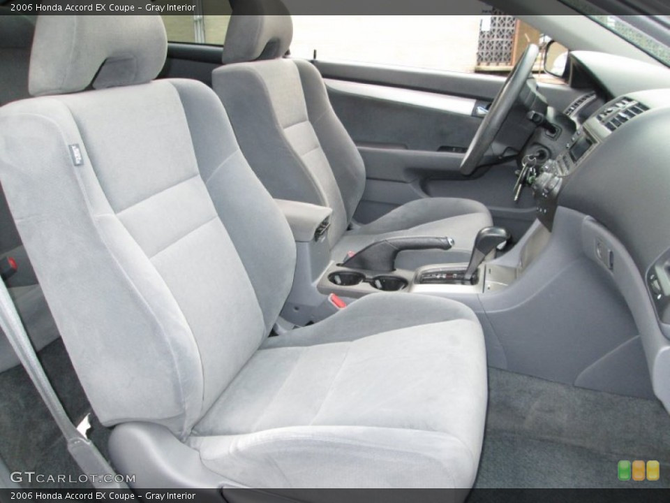 Gray Interior Photo for the 2006 Honda Accord EX Coupe #78707141