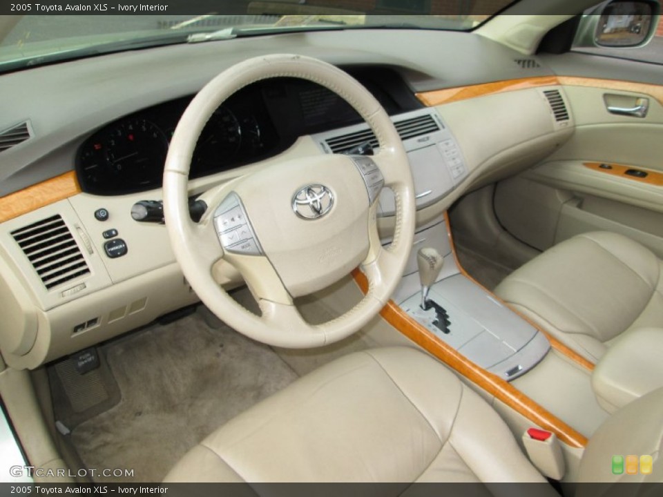 Ivory 2005 Toyota Avalon Interiors