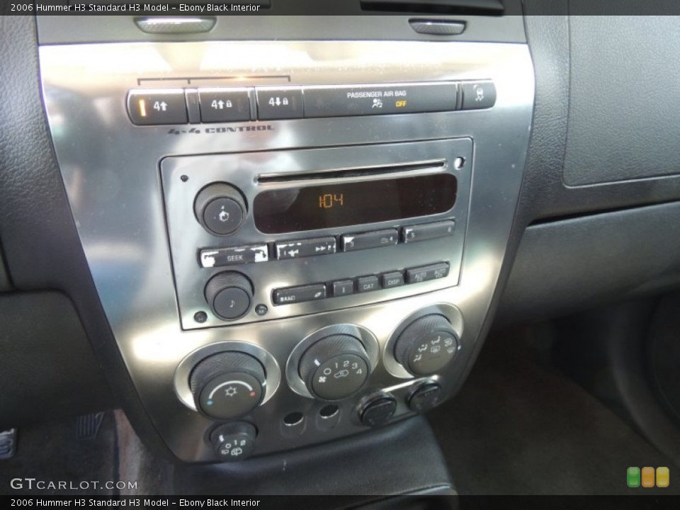 Ebony Black Interior Controls for the 2006 Hummer H3  #78711938