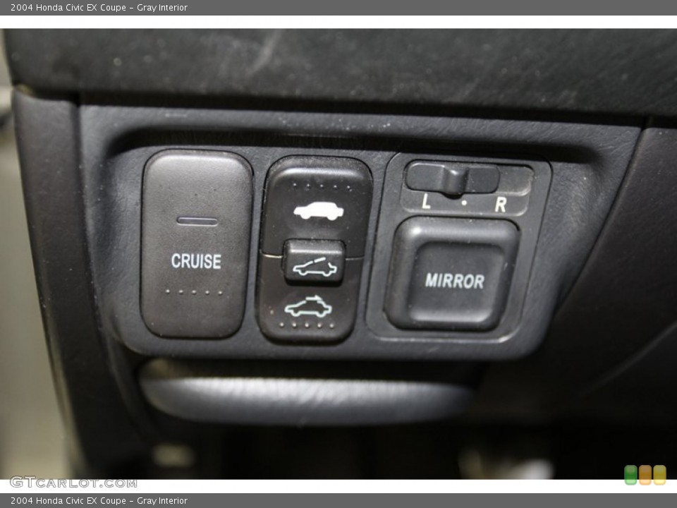 Gray Interior Controls for the 2004 Honda Civic EX Coupe #78714793
