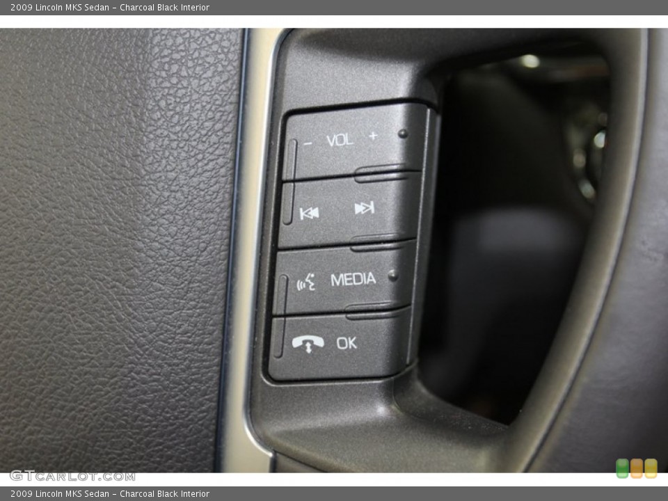Charcoal Black Interior Controls for the 2009 Lincoln MKS Sedan #78720629