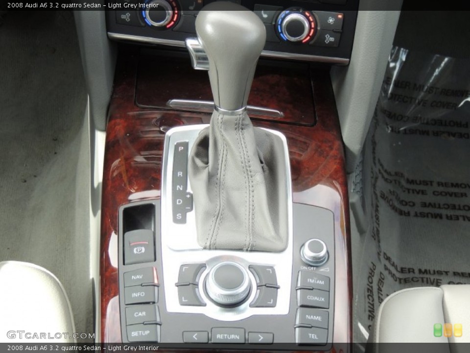 Light Grey Interior Transmission for the 2008 Audi A6 3.2 quattro Sedan #78724296