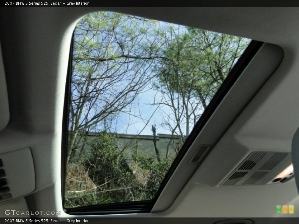 Grey Interior Sunroof for the 2007 BMW 5 Series 525i Sedan #78730793