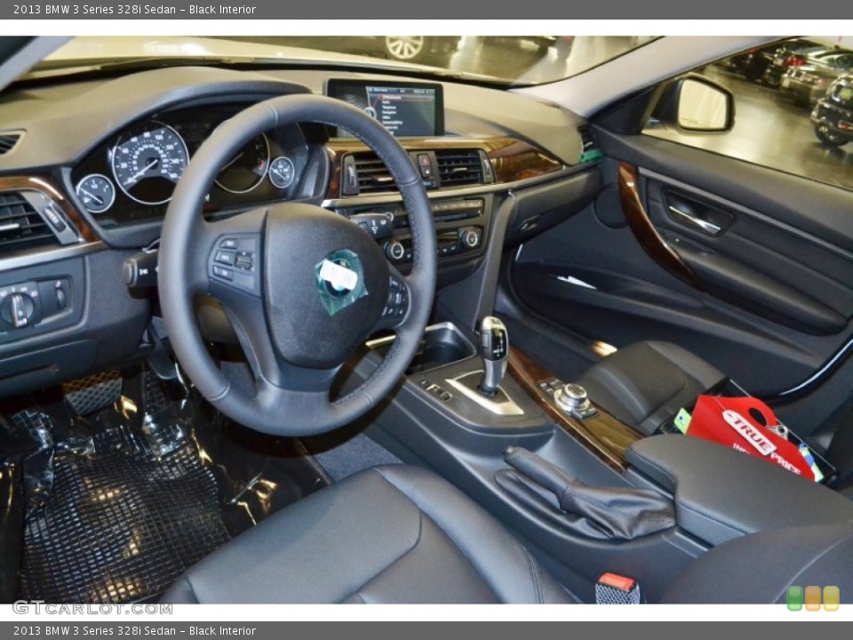 Black Interior Prime Interior for the 2013 BMW 3 Series 328i Sedan #78735859