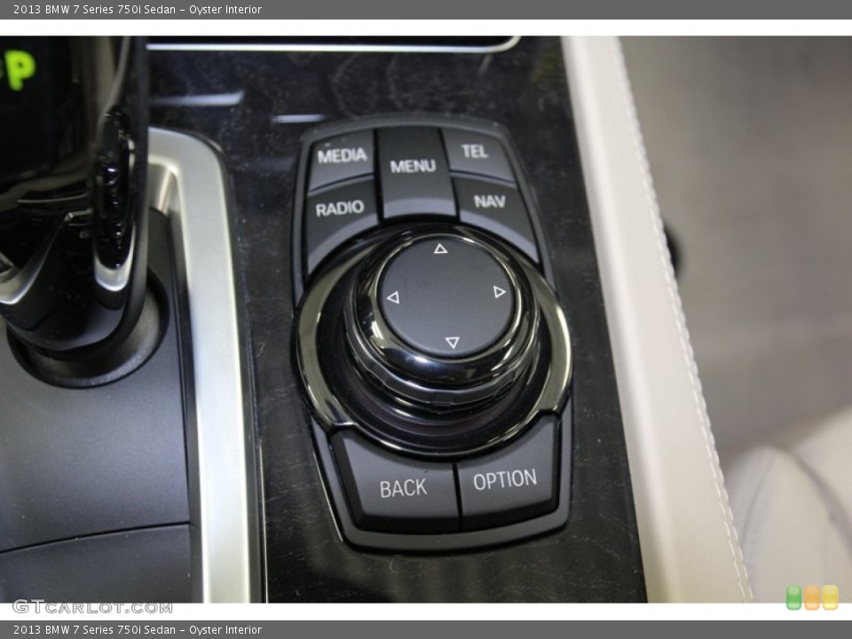 Oyster Interior Controls for the 2013 BMW 7 Series 750i Sedan #78736046