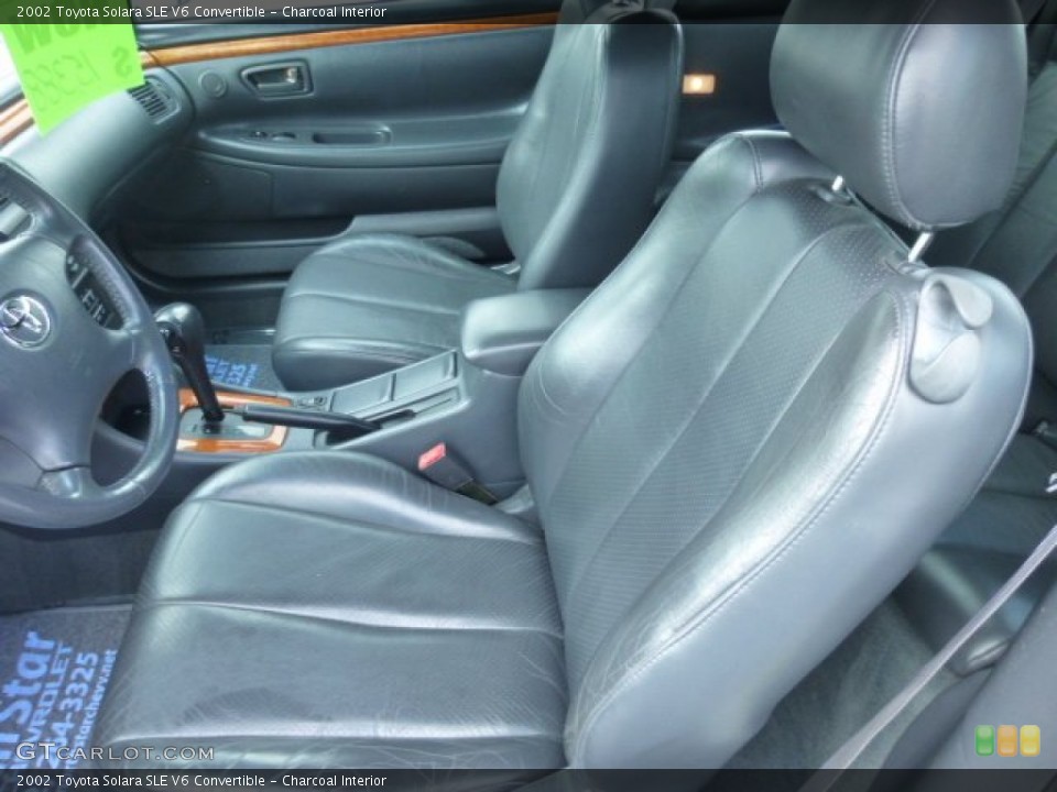 Charcoal Interior Photo for the 2002 Toyota Solara SLE V6 Convertible #78740755