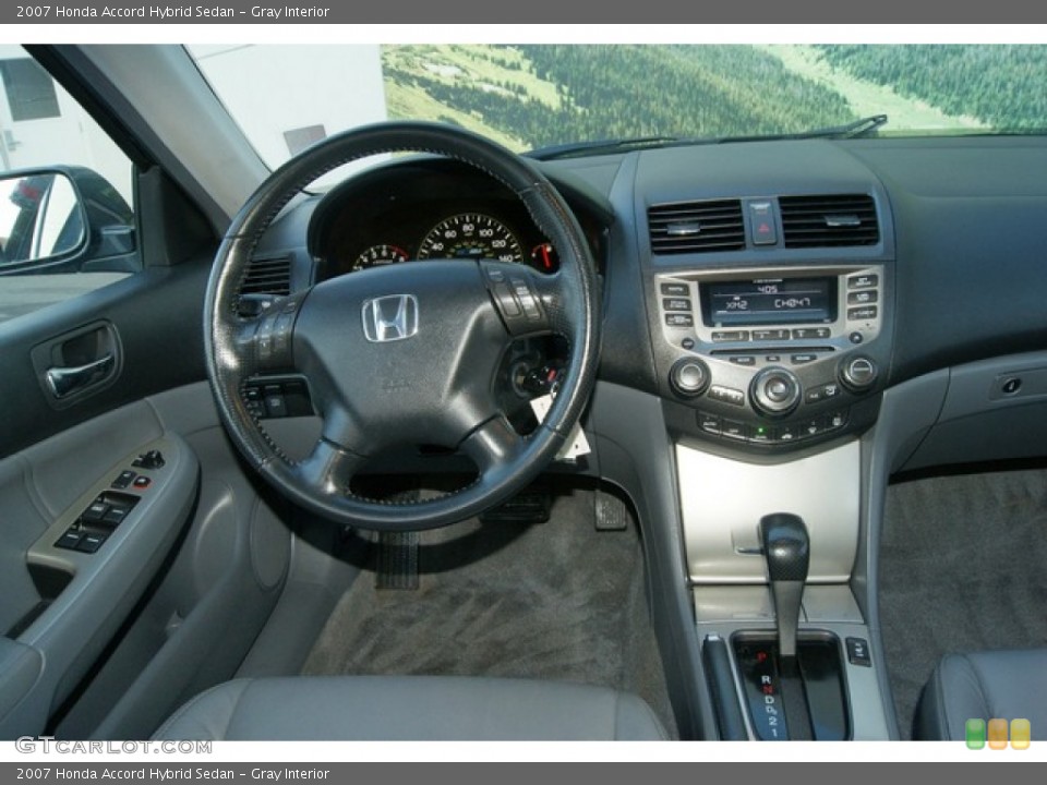 Gray Interior Dashboard for the 2007 Honda Accord Hybrid Sedan #78744983