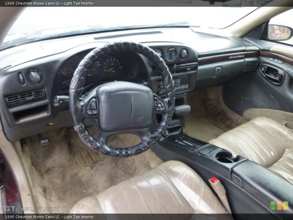 Light Tan 1996 Chevrolet Monte Carlo Interiors