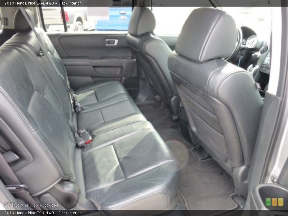 Black Interior Rear Seat for the 2010 Honda Pilot EX-L 4WD #78746945