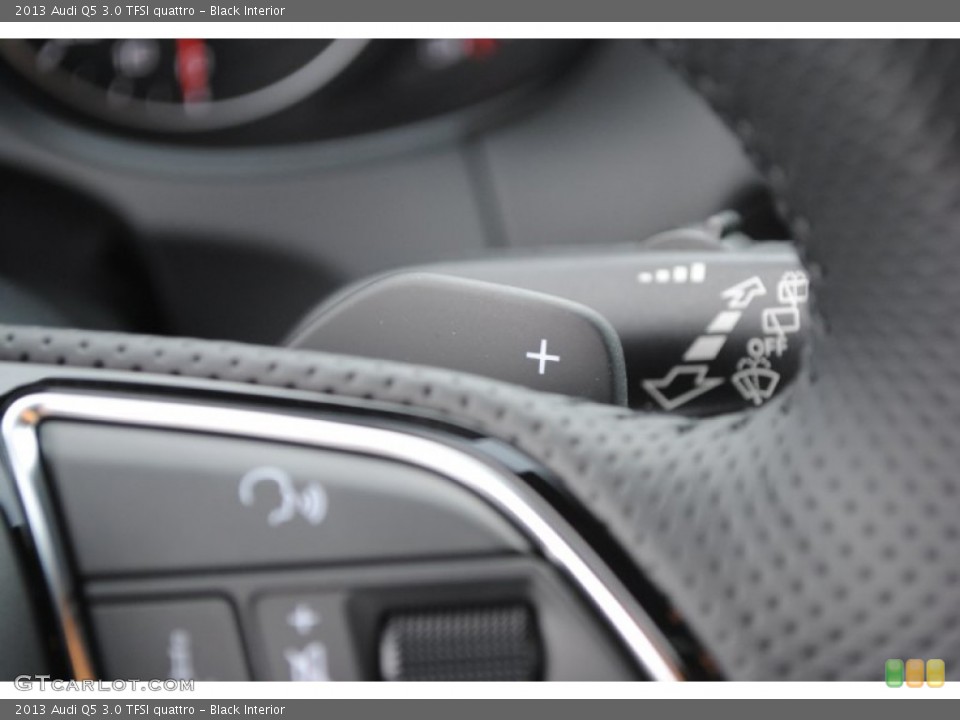 Black Interior Transmission for the 2013 Audi Q5 3.0 TFSI quattro #78749240