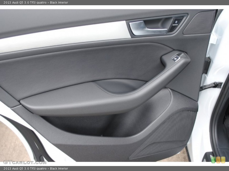 Black Interior Door Panel for the 2013 Audi Q5 3.0 TFSI quattro #78749268