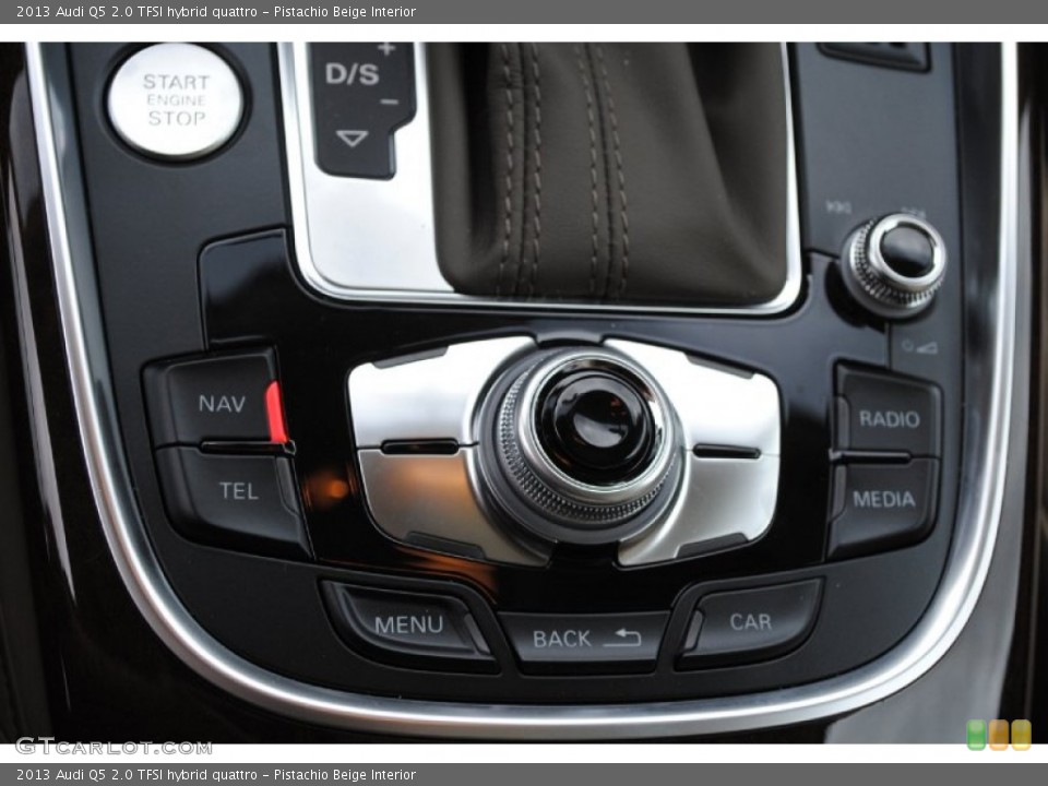 Pistachio Beige Interior Controls for the 2013 Audi Q5 2.0 TFSI hybrid quattro #78749663