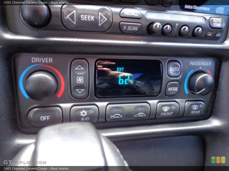 Black Interior Controls for the 2003 Chevrolet Corvette Coupe #78754434